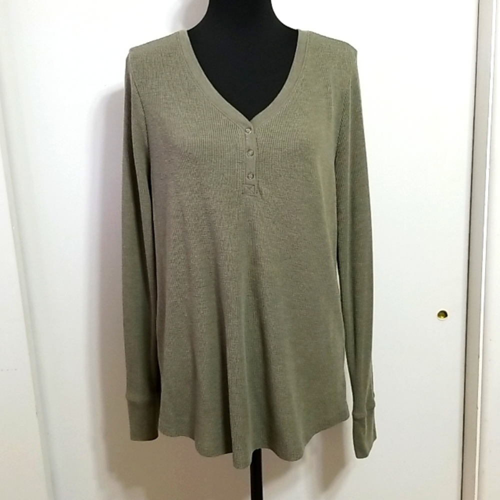 Time and Tru Long Sleeve Henley Shirt - XXXL (3XG, 22)